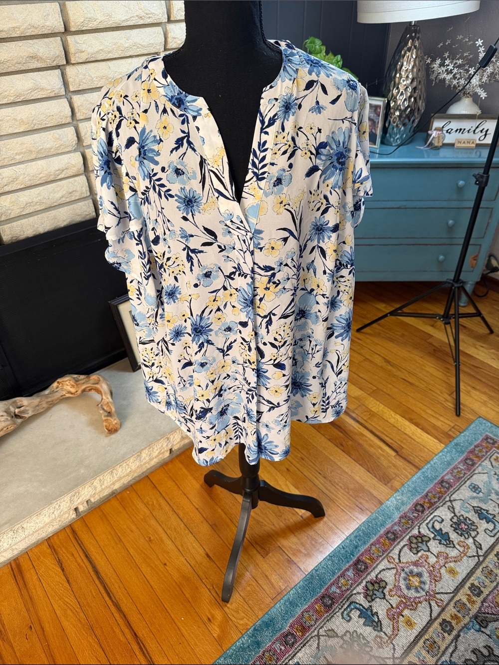 Anne Klein Blue and Yellow Floral Short-Sleeve Blouse
